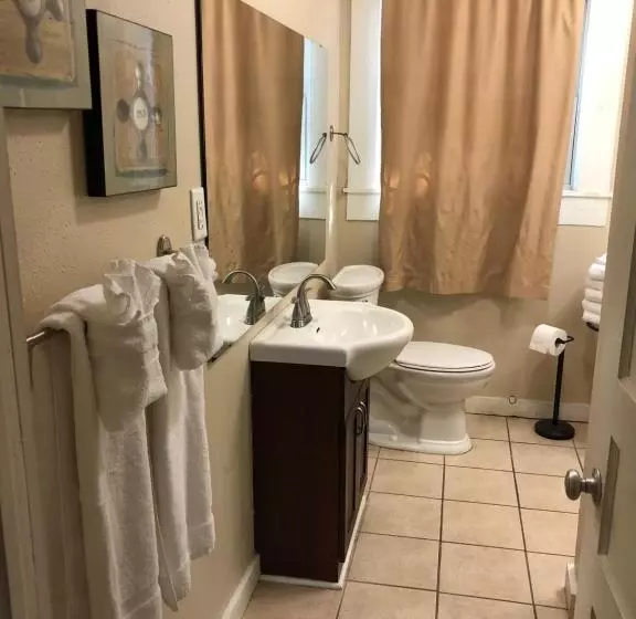 ２ベッドルームアパートメント, Sunset Inn And Suites