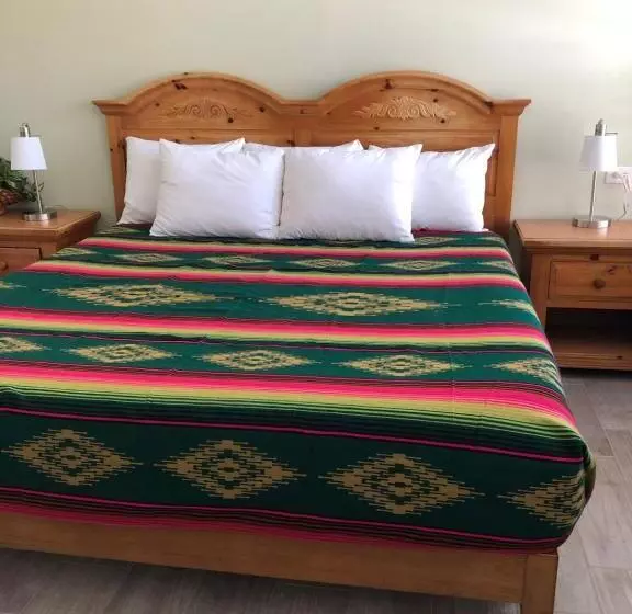１ベッドルームのデラックスアパートメント, Sunset Inn And Suites
