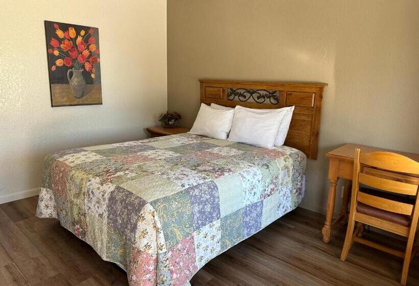 استودیو استاندارد با تخت کینگ, Sunset Inn And Suites