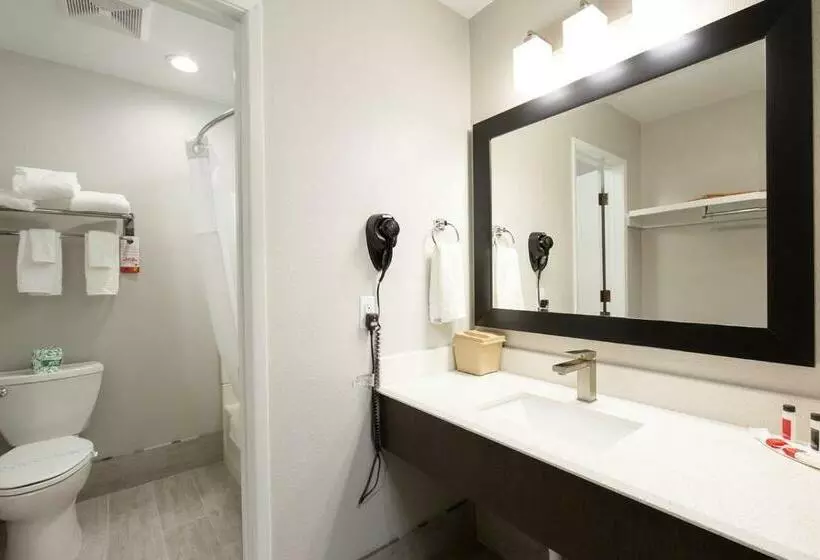 Standard-huone King-vuode, Super 8 By Wyndham Eureka