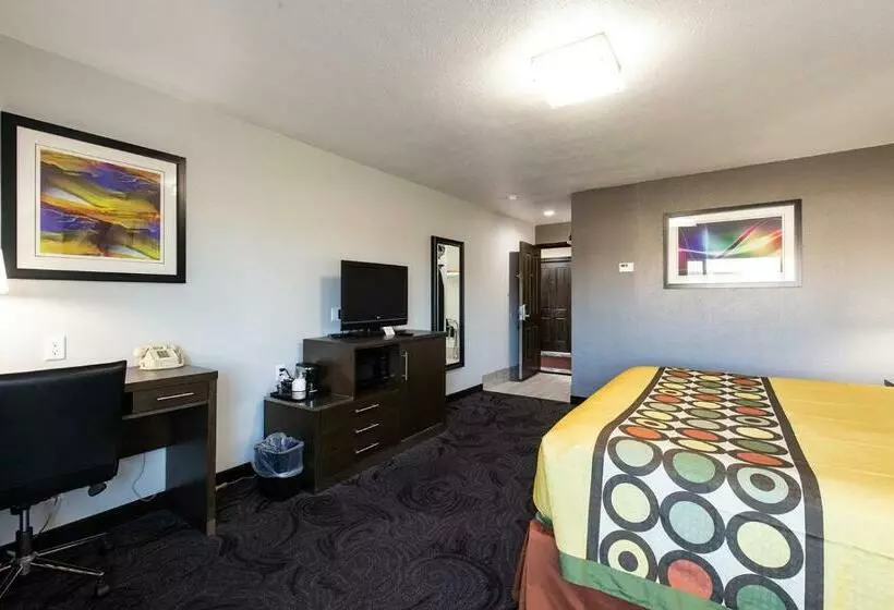 Standard-huone King-vuode, Super 8 By Wyndham Eureka
