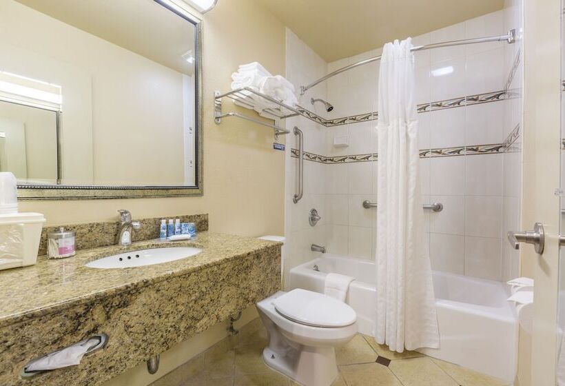 غرفه قياسيه سريرين مزدوجين, Cherry Orchard Inn