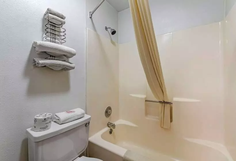 ２ダブルベッドのスタンダードルーム, Econo Lodge La Junta