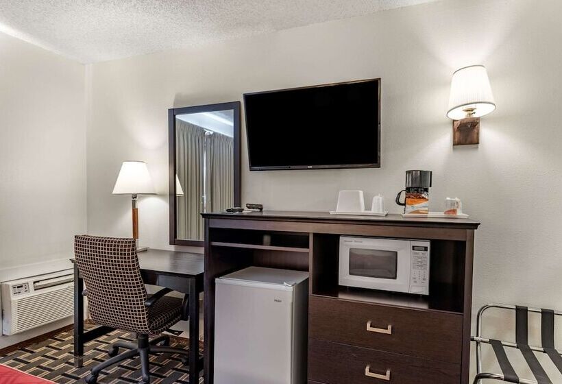 غرفه قياسيه سريرين مزدوجين, Econo Lodge La Junta