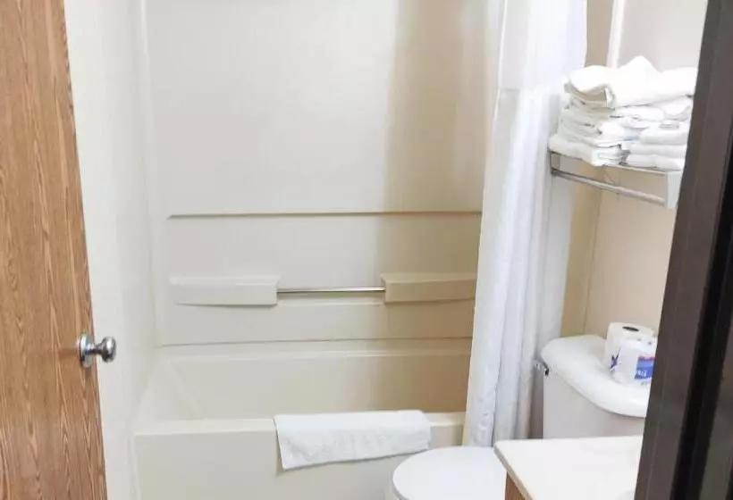 اتاق استاندارد با تخت بزرگ, Magnuson Hotel Ironwood