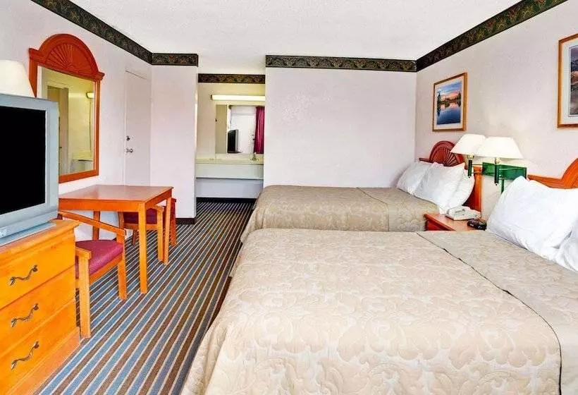 ２ダブルベッドのスタンダードルーム, Magnuson Hotel Jacksonville Downtown