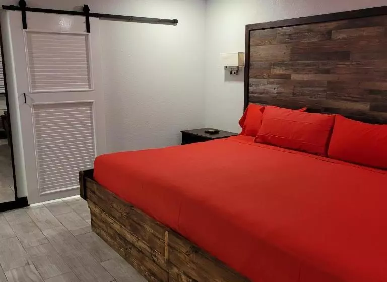 スイート（家族用）, Pinetop Studio Suites
