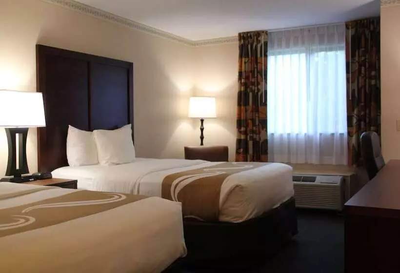 ２ダブルベッドのスタンダードルーム, Quality Inn Cortland   University Area