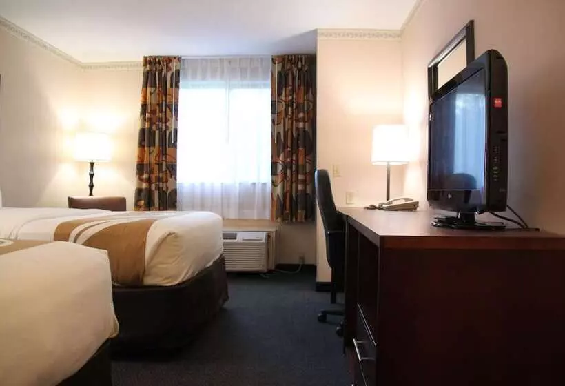 ２ダブルベッドのスタンダードルーム, Quality Inn Cortland   University Area
