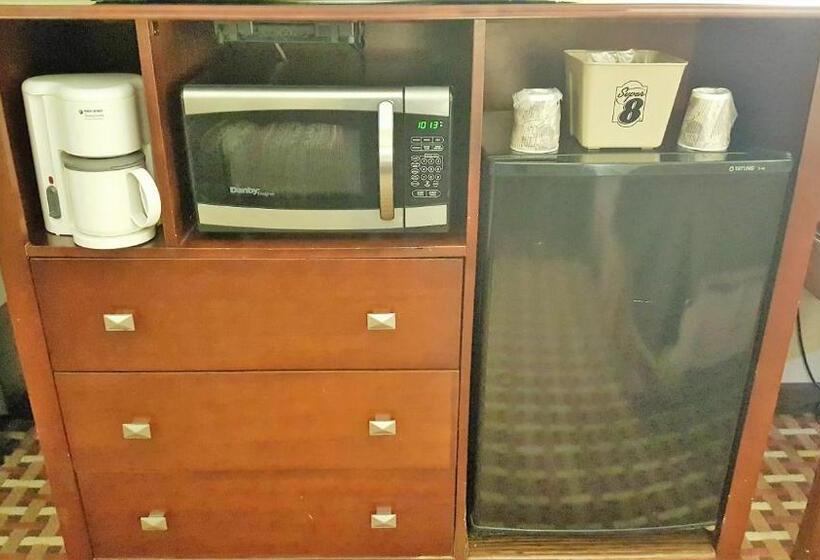 חדר סטנדרט, Super 8 By Wyndham Harlingen Tx