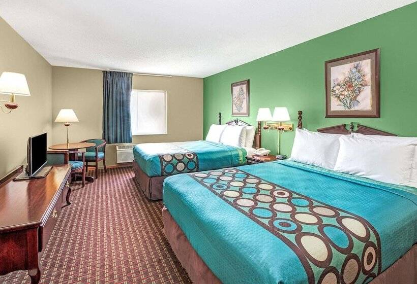 스위트, Super 8 By Wyndham Mchenry Fox Lake Area