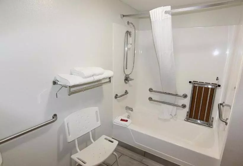 身障者適用キングサイズベッドルーム, Surestay Hotel By Best Western Manchester