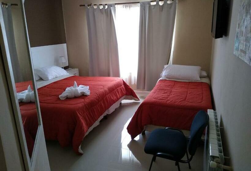 수피리어 트리플 룸, Bender