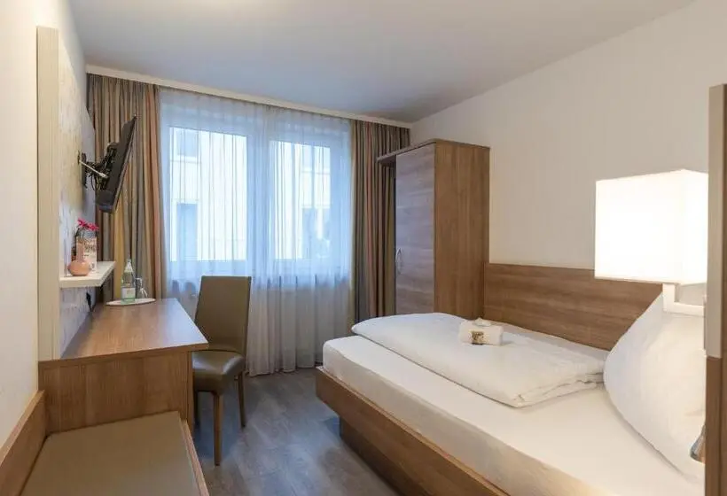 Standard Single Room, Gasthaus Krone