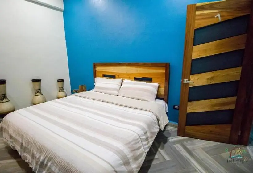 Deluxe Room King Size Bed, Isel Magic