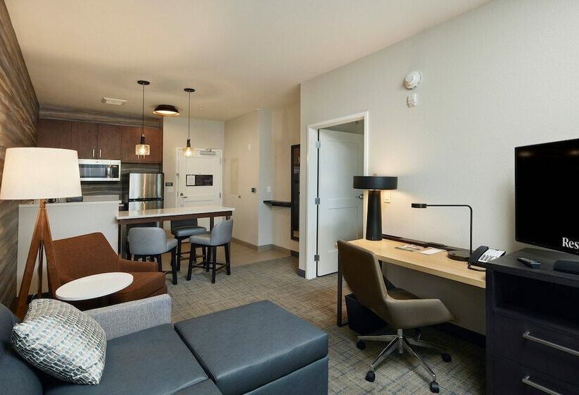 סוויטה, Residence Inn Sacramento Davis