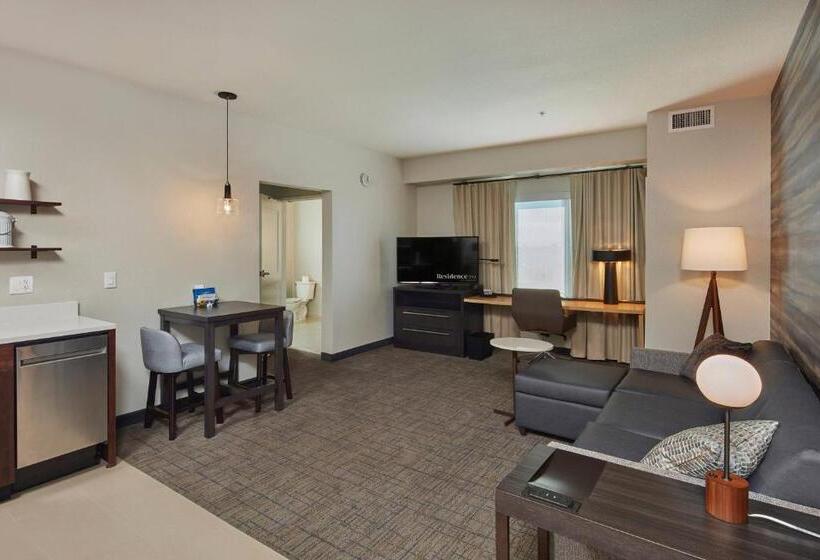 מיטת קינג בסוויטה, Residence Inn Sacramento Davis
