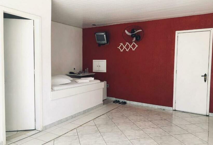 经济房, Motel Anonimus