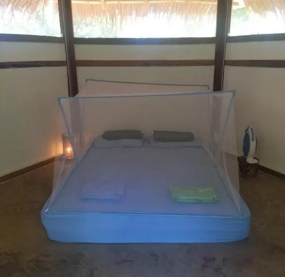 اتاق عادی, Little Nomads Eco Guesthouse