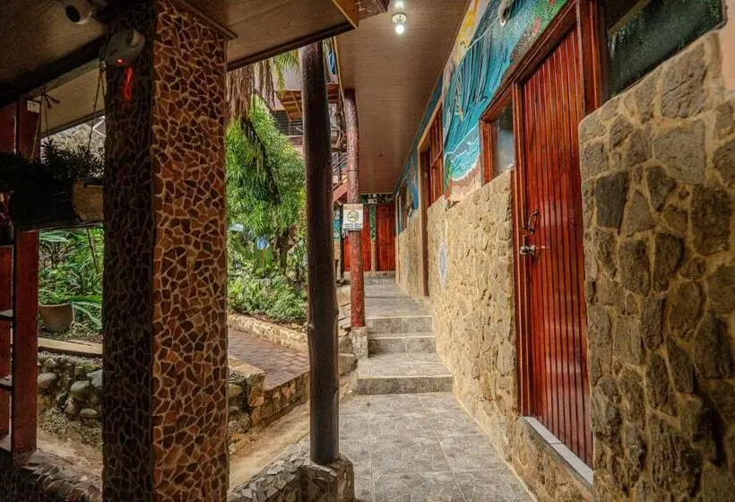 浴室共有スタンダード４人用ルーム, Costa Linda Art Hostel