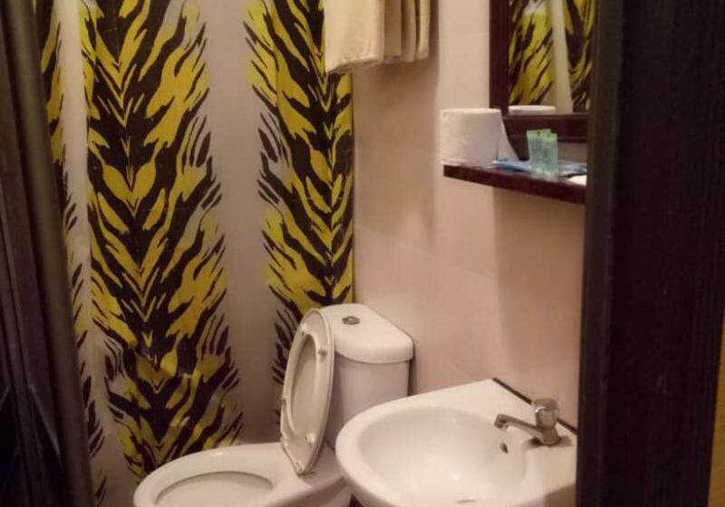 Семейный Номер, Gd Hotel   Permas Jaya