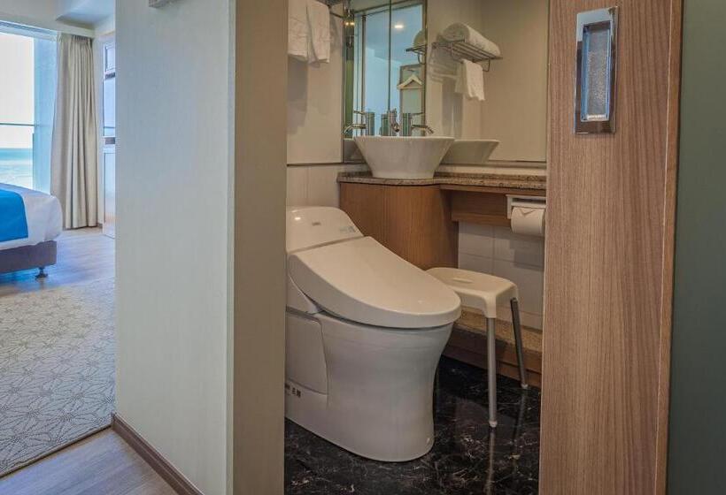 סוויטת ג'וניור, Kariyushi Lch. Resort