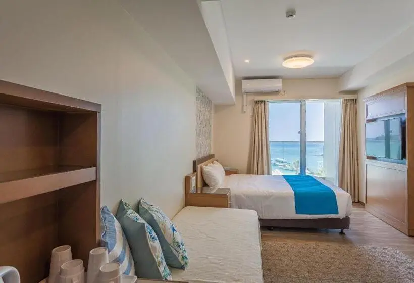 Juniorsviitti, Kariyushi Lch. Resort