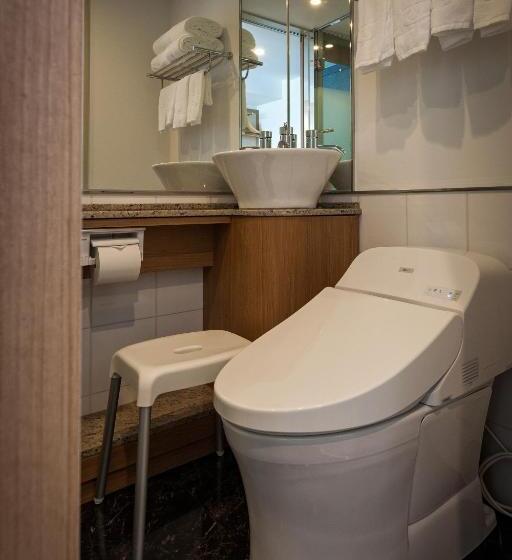 סוויטה, Kariyushi Lch. Resort