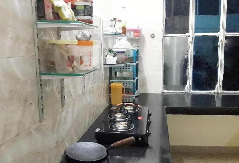 Estúdio Familiar, Qube House Bnb