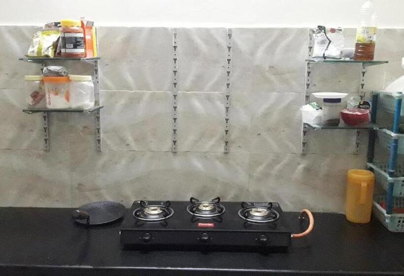 Estúdio Familiar, Qube House Bnb