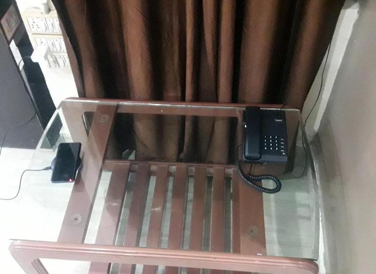 Estúdio Familiar, Qube House Bnb