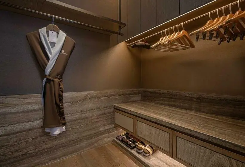 キングサイズベッドのデラックスルーム, The Ritzcarlton, Nanjing