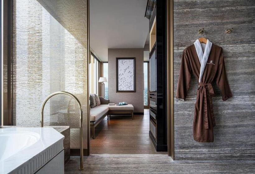 Номер Премиум, The Ritzcarlton, Nanjing