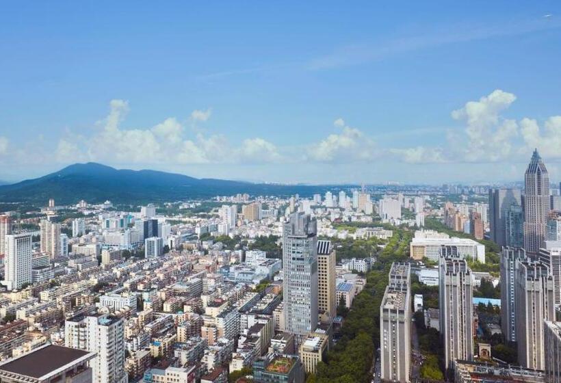 Номер Клуб, The Ritzcarlton, Nanjing