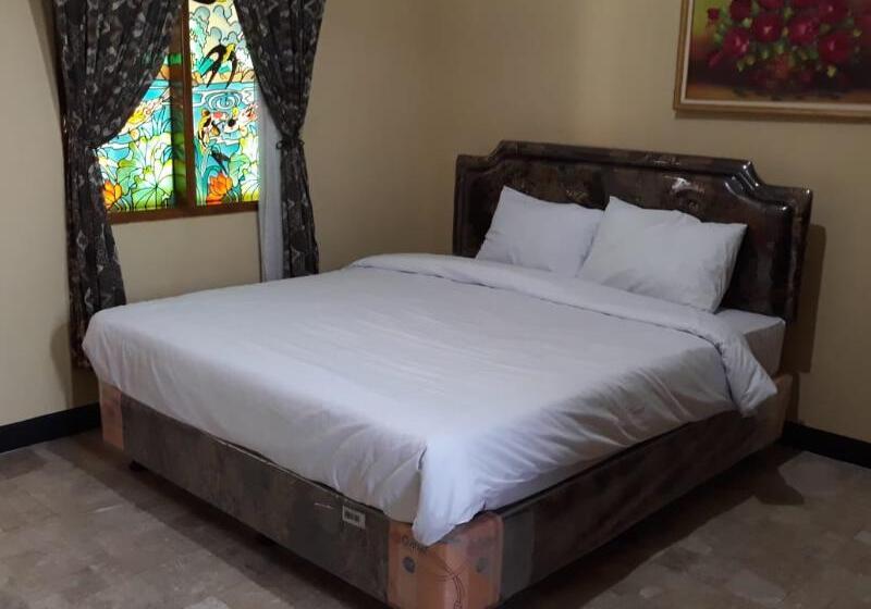 اتاق استاندارد, Transit 1 Makassar Redpartner