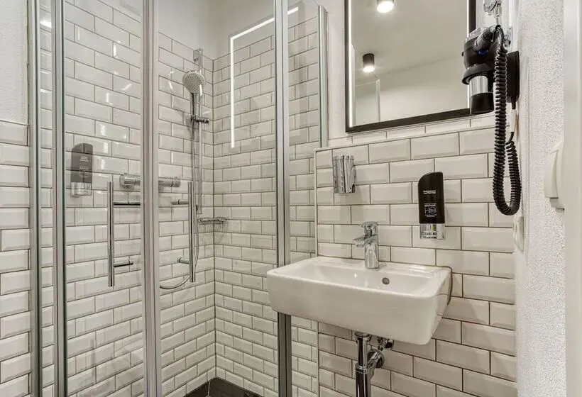 اتاق استاندارد یک نفره, Vienna House Easy by Wyndham Ingolstadt