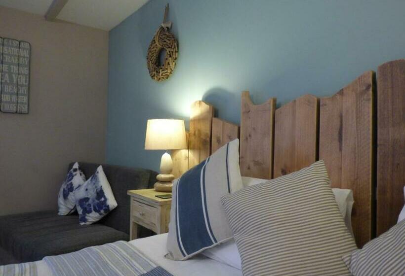 디럭스 패밀리 룸, The Cross Guest House