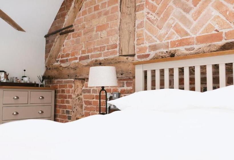 חדר סופריור, Tuppenhurst Barn