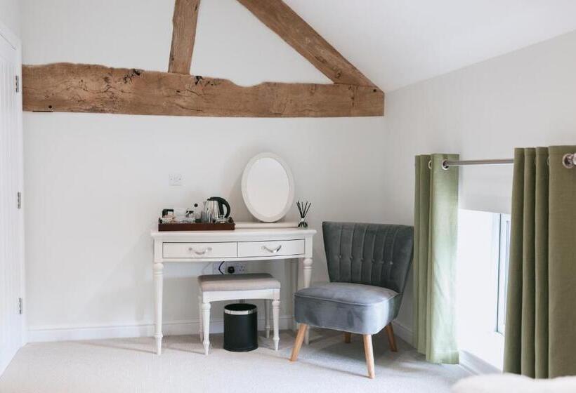 חדר דלוקס, Tuppenhurst Barn