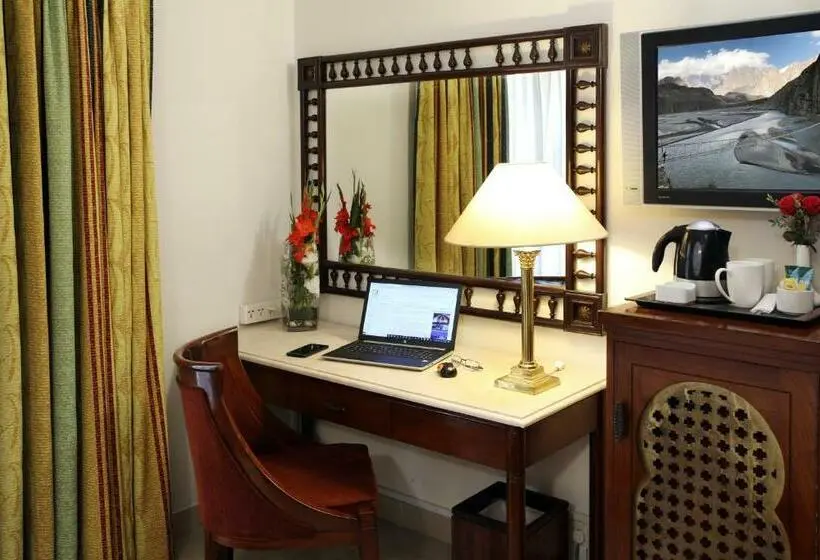 اتاق سوپریور, Avari Xpress Islamabad