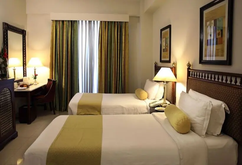 اتاق لوکس, Avari Xpress Islamabad