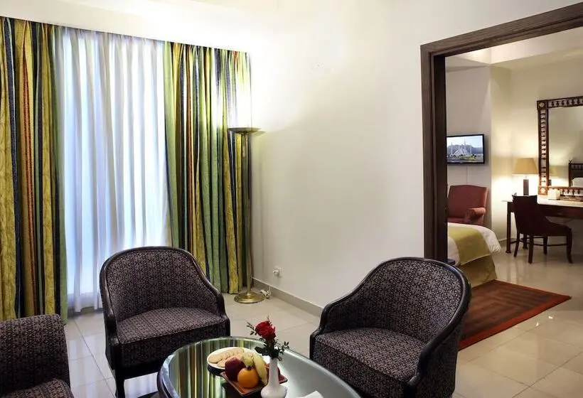 سوییت اجرایی, Avari Xpress Islamabad