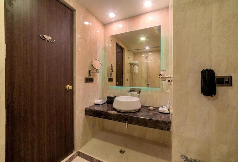 غرفة ديلوكس سرير كينج, Vivanta Jamshedpur, Golmuri