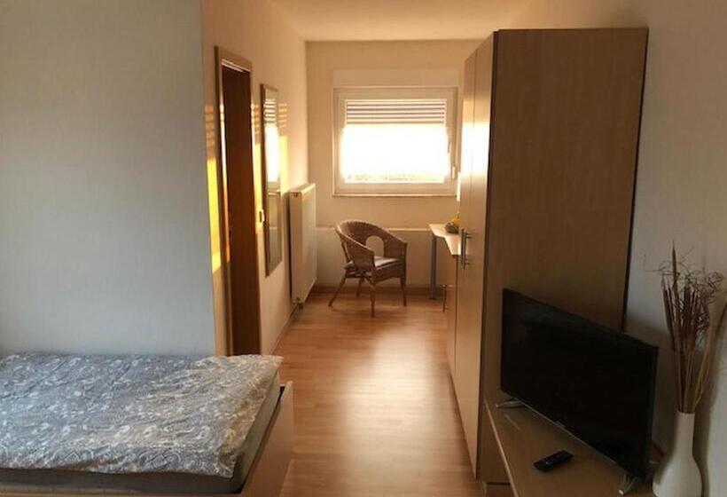 Номер Стандарт, Gästehaus Falkenstein