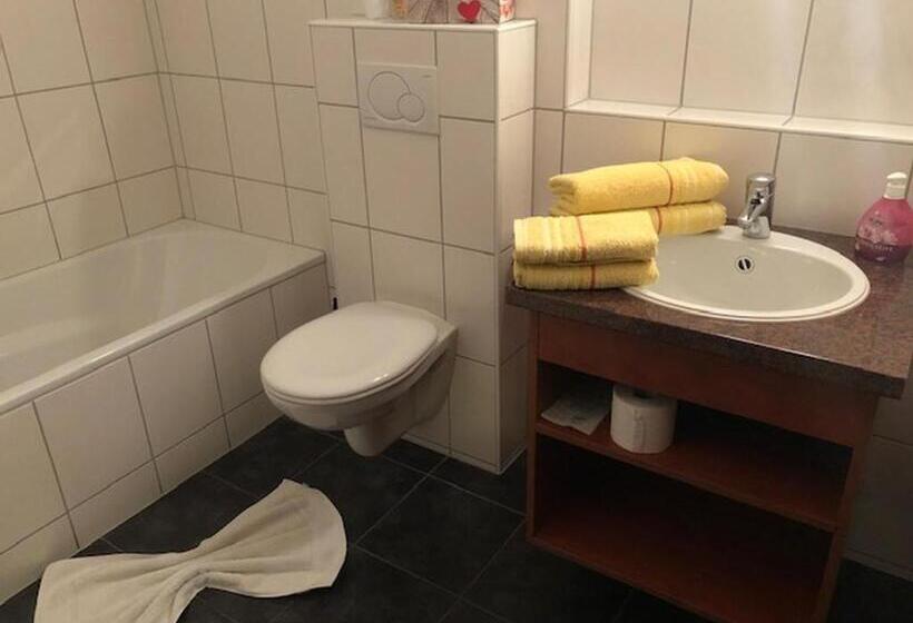 Номер Стандарт, Gästehaus Falkenstein