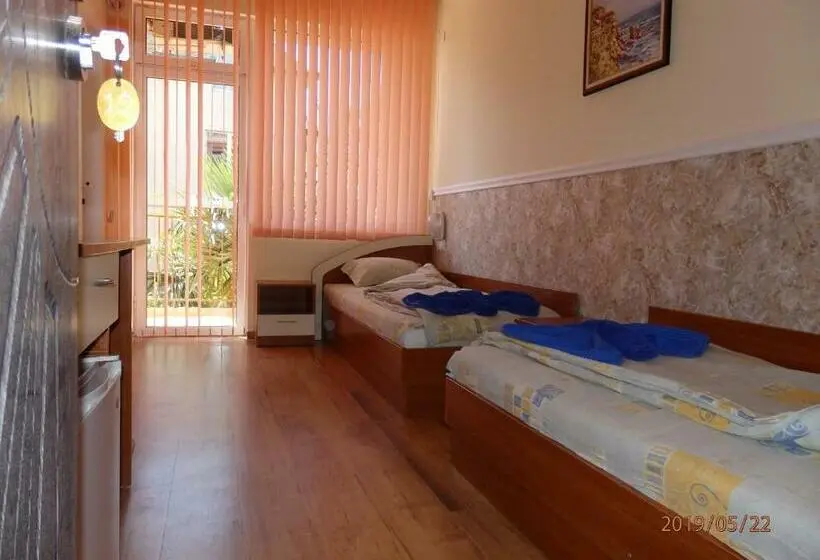اتاق استاندارد با بالکن, Guest House Napoli