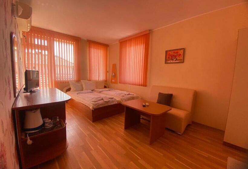 标准间带阳台, Guest House Napoli