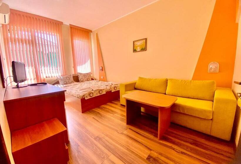 Номер Стандарт с Балконом, Guest House Napoli