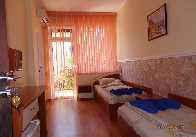 标准间带阳台, Guest House Napoli