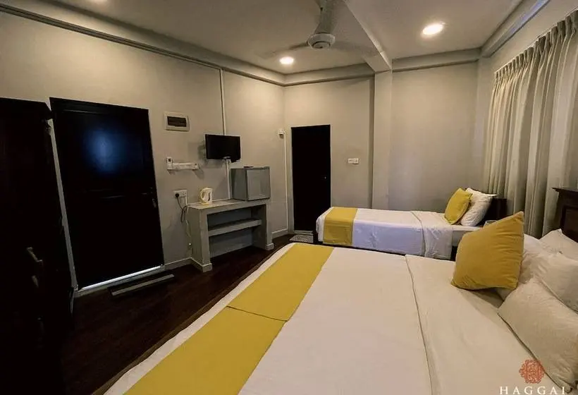 デラックストリプルルーム, Haggai Tourist Bangalow